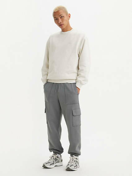 Levi's Cargo Men's Joggers Cover