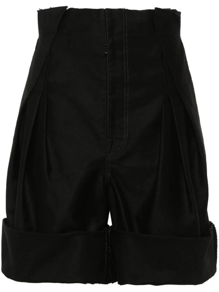 Maison Margiela pleat-detail raw-cut shorts - Black Cover