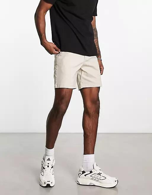 New Look Slim Chino Shorts in Stone-Neutral Cover