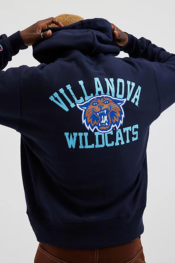 Champion UO Exclusive Villanova Wildcats Hoodie Sweatshirt in Navy Cover