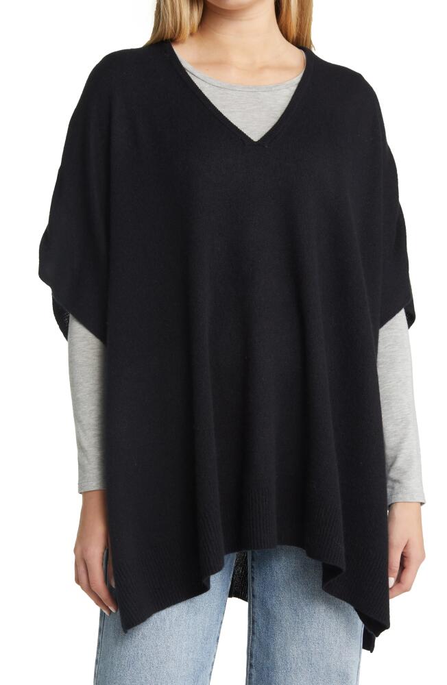 Nordstrom V-Neck Wool & Cashmere Poncho in Black Rock Cover