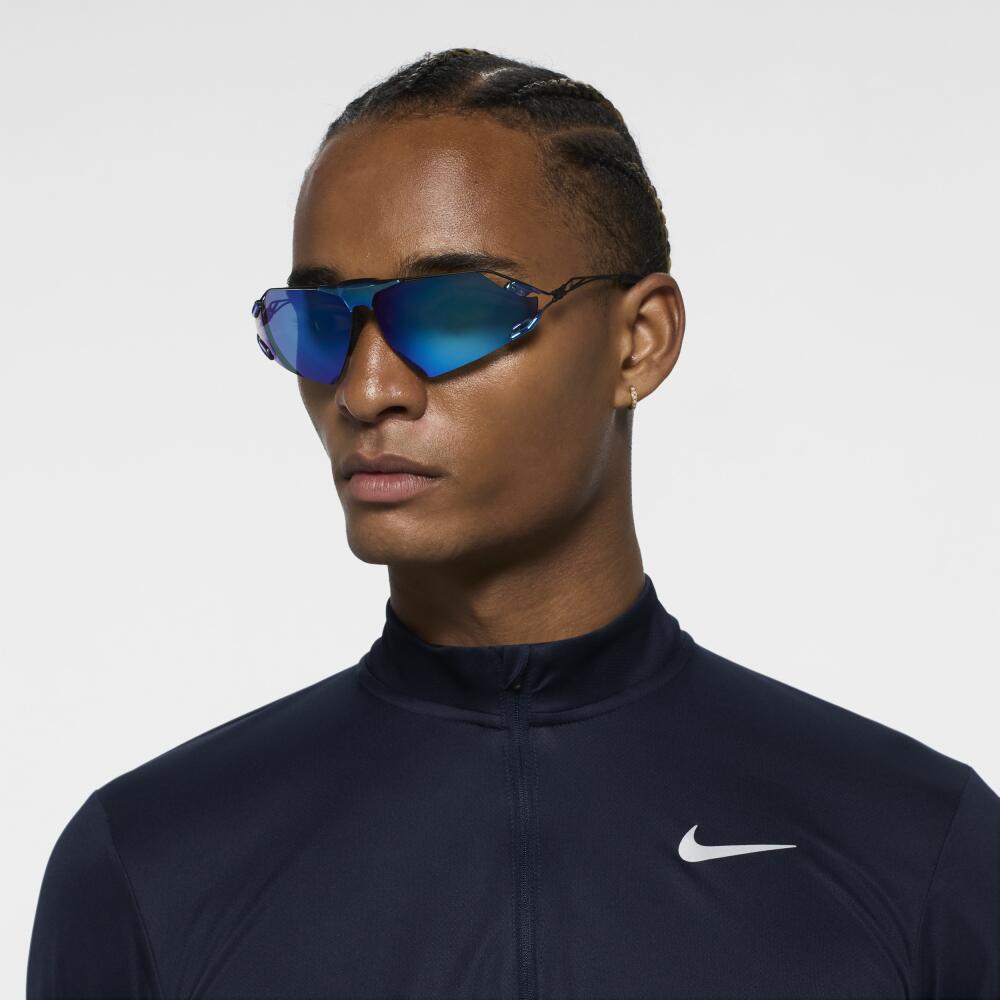 Nike Unisex Zeus Edge Mirrored Sunglasses in Blue Cover