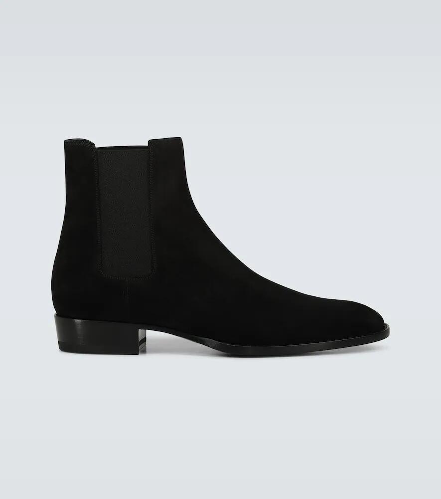 Saint Laurent Wyatt suede Chelsea boots Cover