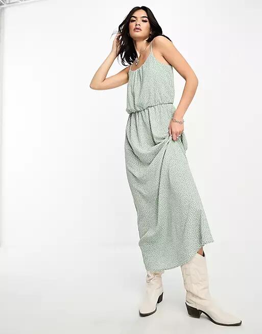 Only ruched out maxi dress in green spot Cover