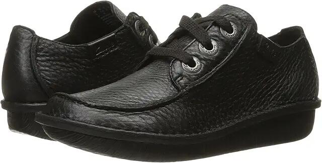 Clarks Funny Dream (Black Leather) Women's Lace up casual Shoes Cover