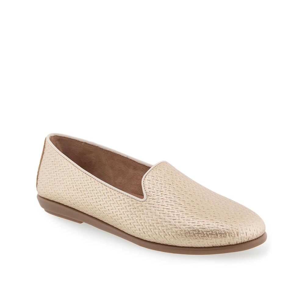 Aerosoles Wide Width Betunia Loafer | Women's | Platinum Cover