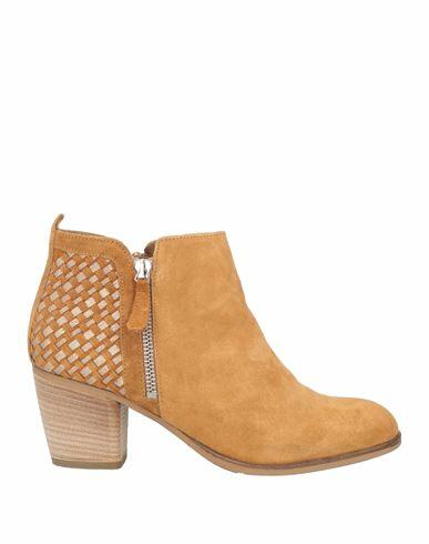 Carmens Woman Ankle boots Camel Soft Leather Cover