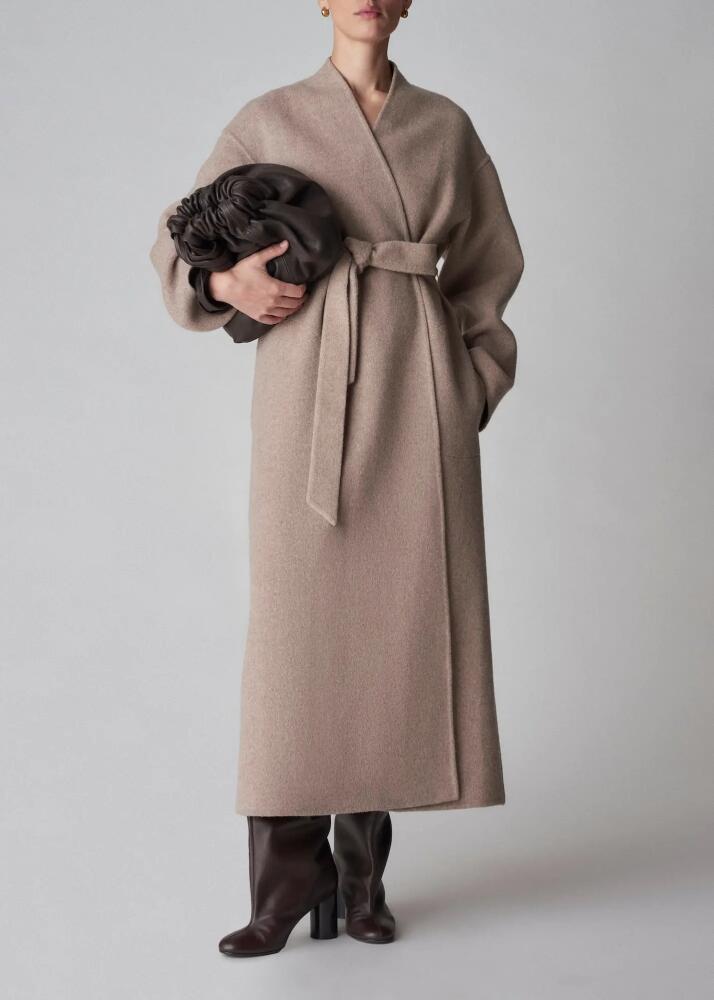 Wrap Coat in Double Faced Wool Cashmere in Beige Cover