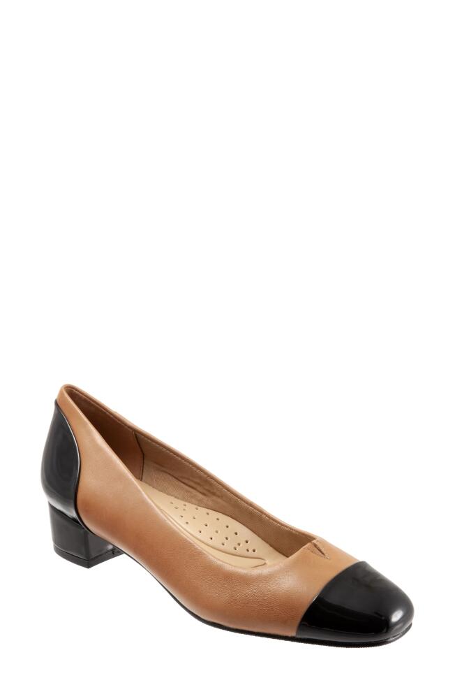 Trotters Daisy Pump in Tan/Black Leather Cover