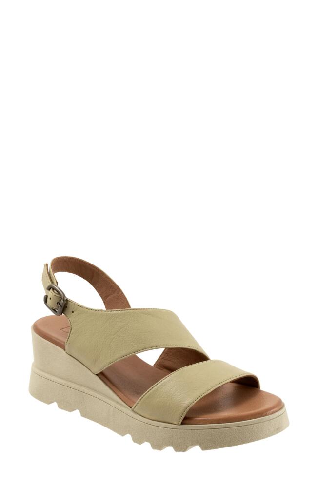 Bueno Gianna Slingback Platform Wedge Sandal in Moss Cover