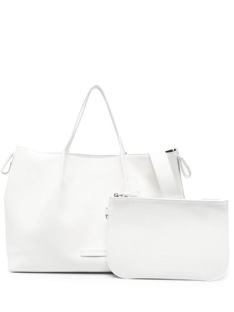 Fabiana Filippi logo-patch detail tote bag - White Cover