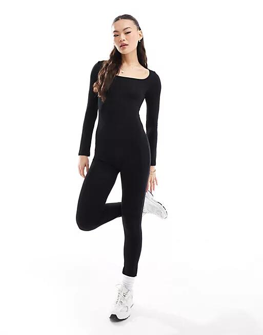 Simmi square neck long sleeve jumpsuit in black Cover