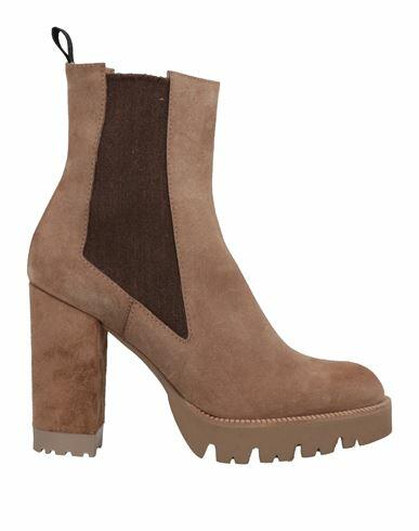 Roberto Festa Woman Ankle boots Sand Soft Leather Cover