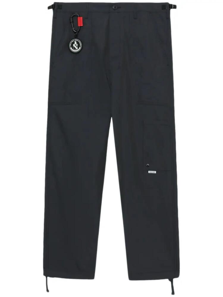 izzue logo-appliqué straight-leg trousers - Grey Cover