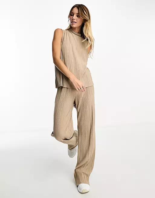 Vero Moda plisse pants in stone - part of a set-Neutral Cover