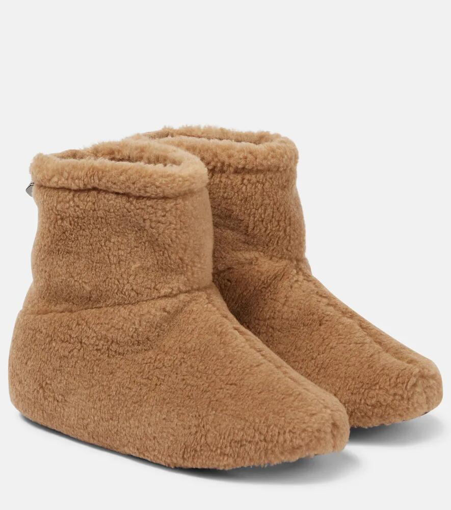 Loro Piana Wintercozy slippers Cover