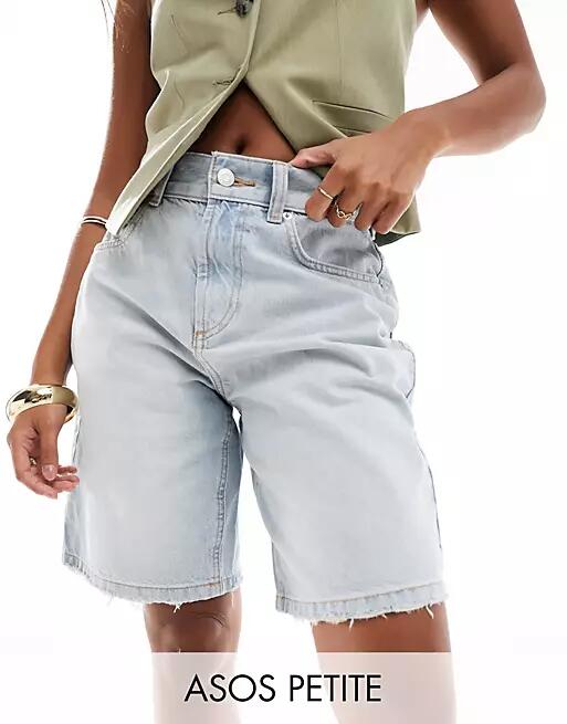 ASOS DESIGN Petite denim bermuda short on lightwash blue Cover