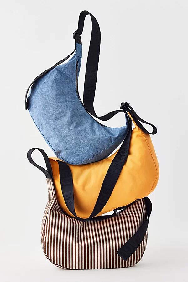 BAGGU Medium Nylon Crescent Bag in Digital Denim Cover