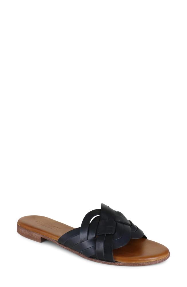 Artisan Crafted By Zigi Arutzy Slide Sandal in Black Cover