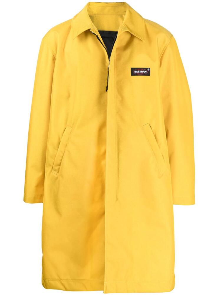 Undercover x Eastpak back-pocket coat - Yellow Cover