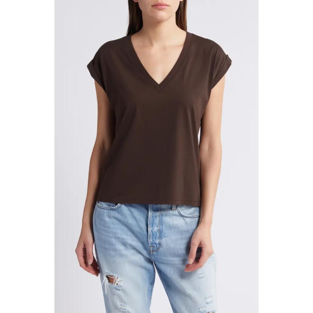 FRAME Easy Cotton V-Neck T-Shirt in Chocolate Brown Cover