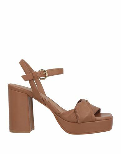 Carmens Woman Sandals Camel Leather Cover