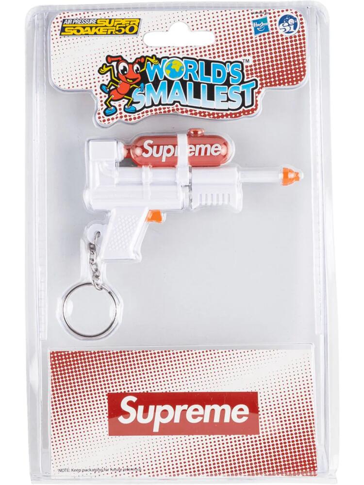 Supreme Super Soaker 50 Water Blaster keychain - White Cover