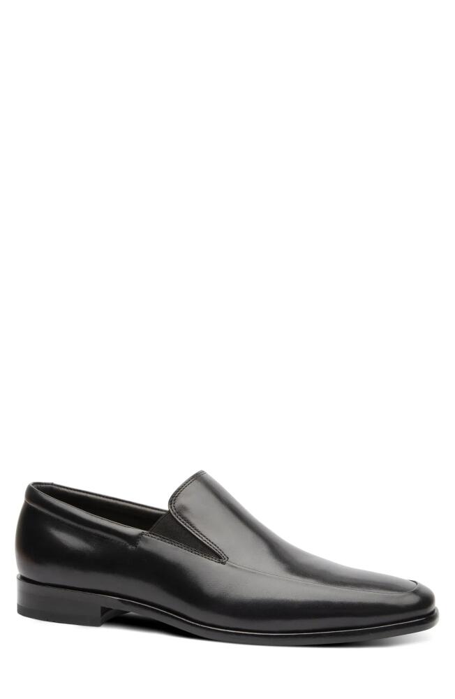 Gordon Rush Albany Apron Toe Loafer in Black Cover