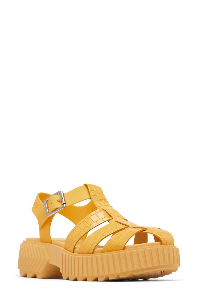 SOREL Ona Streetworks Platform Fisherman Sandal in Yellow Ray/Pilsner Cover