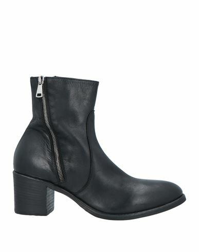 Strategia Woman Ankle boots Black Soft Leather Cover