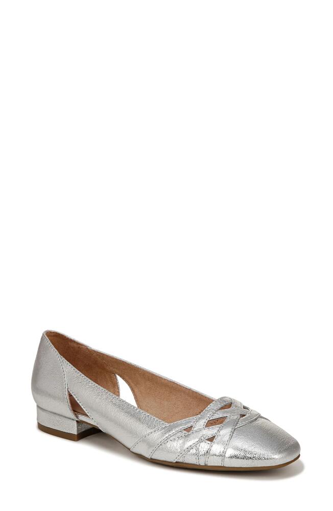 LifeStride Carmen Ballet Flat in Silver Cover