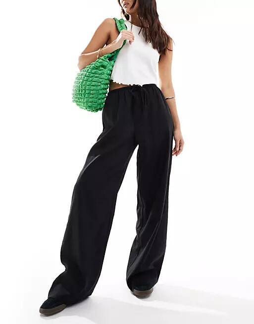 Cotton On drawstring straight leg pants in black linen Cover