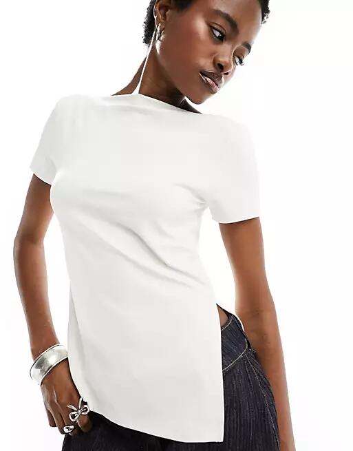 ONLY cap sleeve longline tee with side split in cream-White Cover