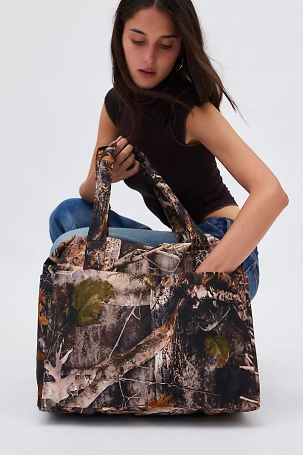 BAGGU Small Cloud Carry-On Bag in Photo Forest Cover