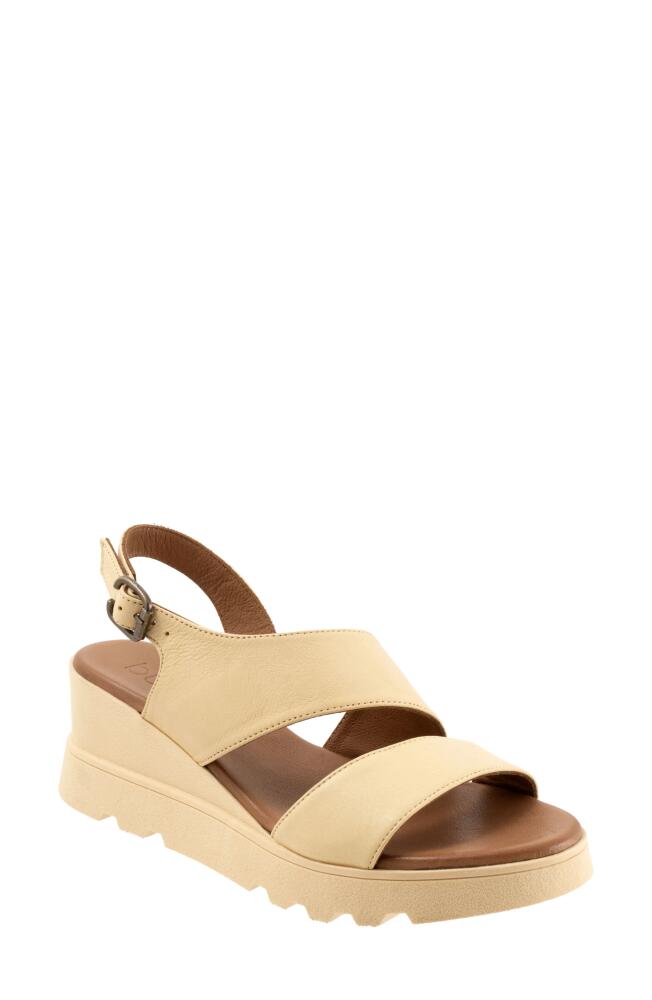 Bueno Gianna Slingback Platform Wedge Sandal in Chick Cover