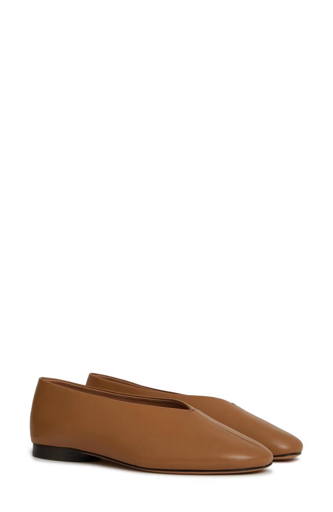 Mansur Gavriel Glove Flat in Caramel Cover