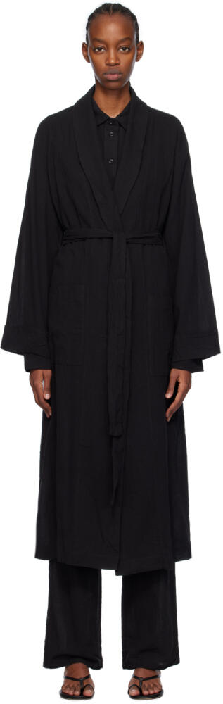 ÉTERNE Black Lennon Robe Cover