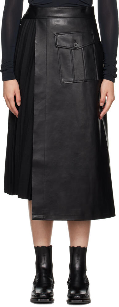 LVIR Black Pleated Faux-Leather Midi Skirt Cover