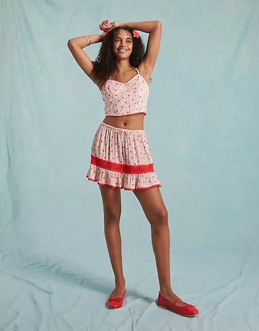 Miss Selfridge crochet trim flippy mini skirt in strawberry print-Multi Cover