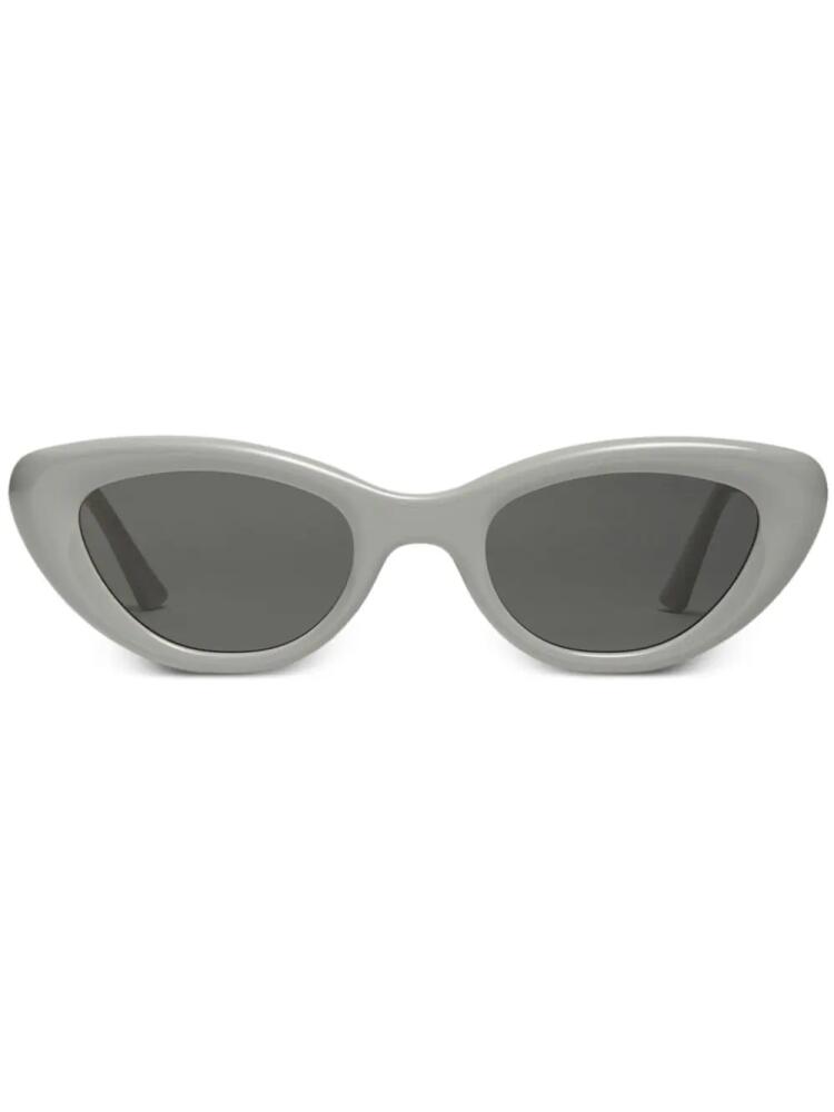 Gentle Monster Conic G6 cat-eye sunglasses - Grey Cover