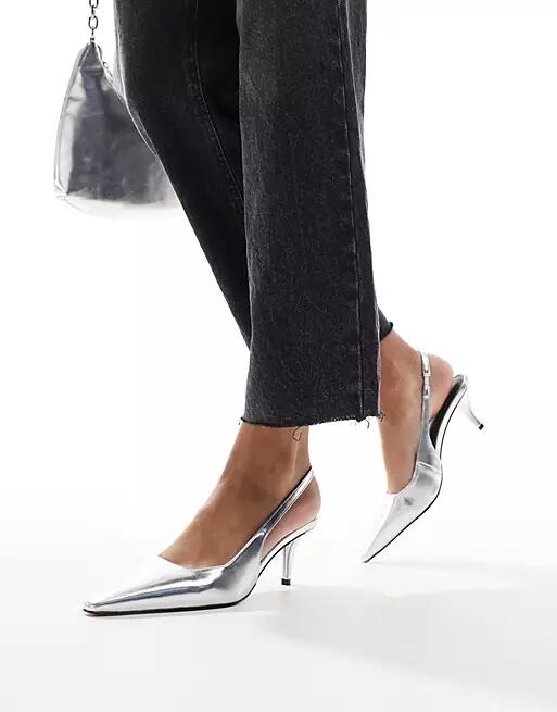 ASOS DESIGN Shake slingback kitten heels in silver Cover