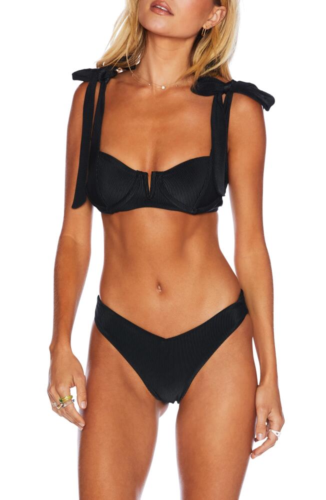 Beach Riot Blair Underwire Bikini Top in Black Cover