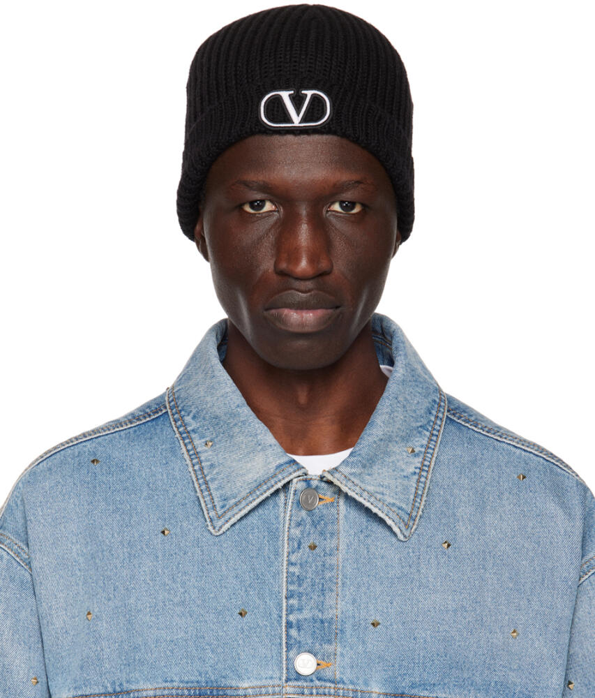 Valentino Garavani Black VLogo Beanie Cover