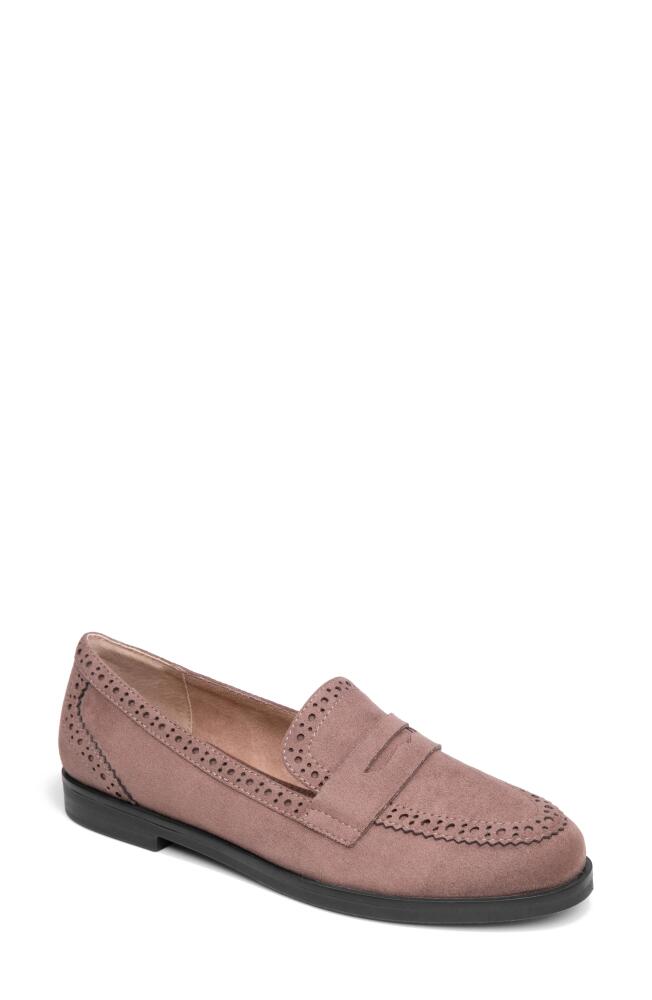 Me Too Breck Penny Loafer in Smokey Taupe Cover