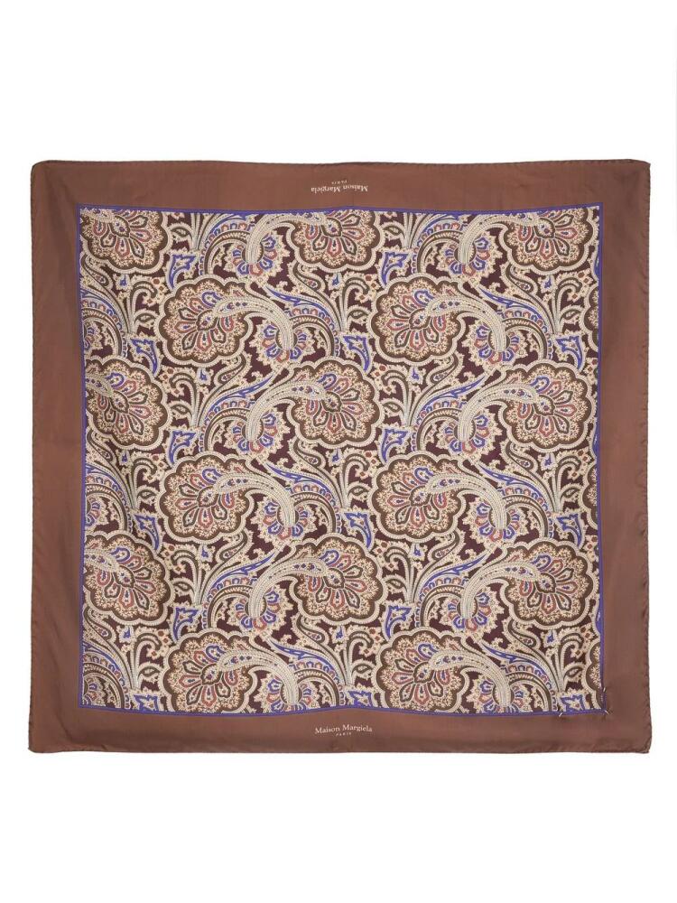 Maison Margiela paisley-print silk scarf - Brown Cover