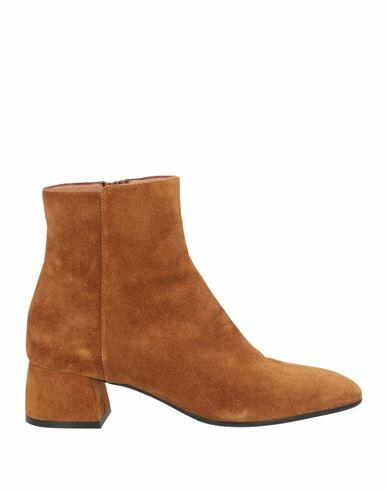 Mara Bini Woman Ankle boots Tan Leather Cover