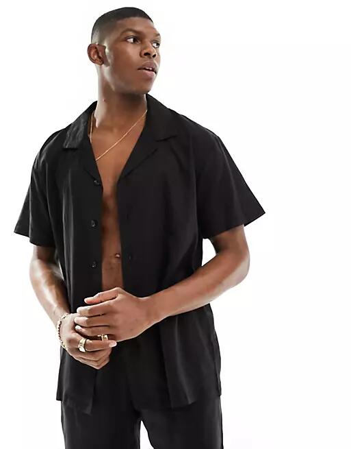 South Beach linen blend beach shirt in black Cover