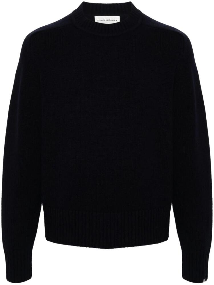 extreme cashmere Bourgeois cashmere jumper - Blue Cover