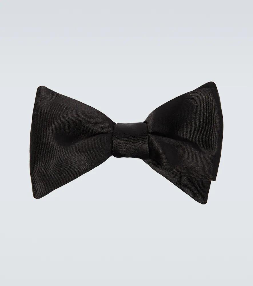 Giorgio Armani Silk bow tie Cover