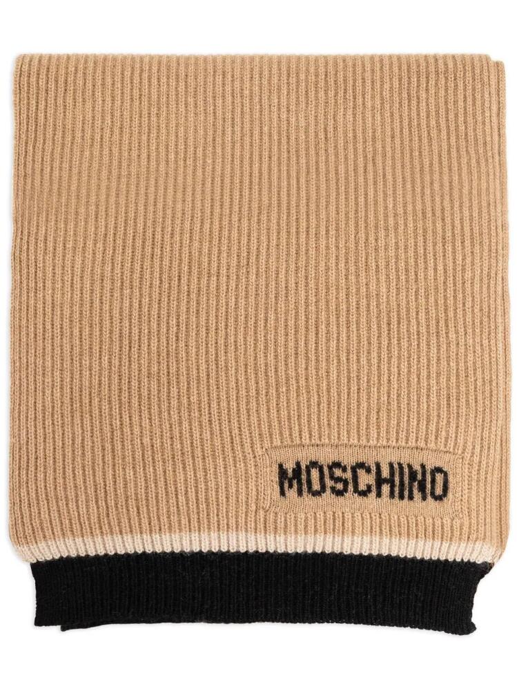 Moschino intarsia-knit logo ribbed-knit scarf - Neutrals Cover